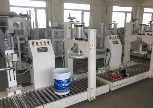 灌裝機(jī)廠家 灌裝機(jī)廠家